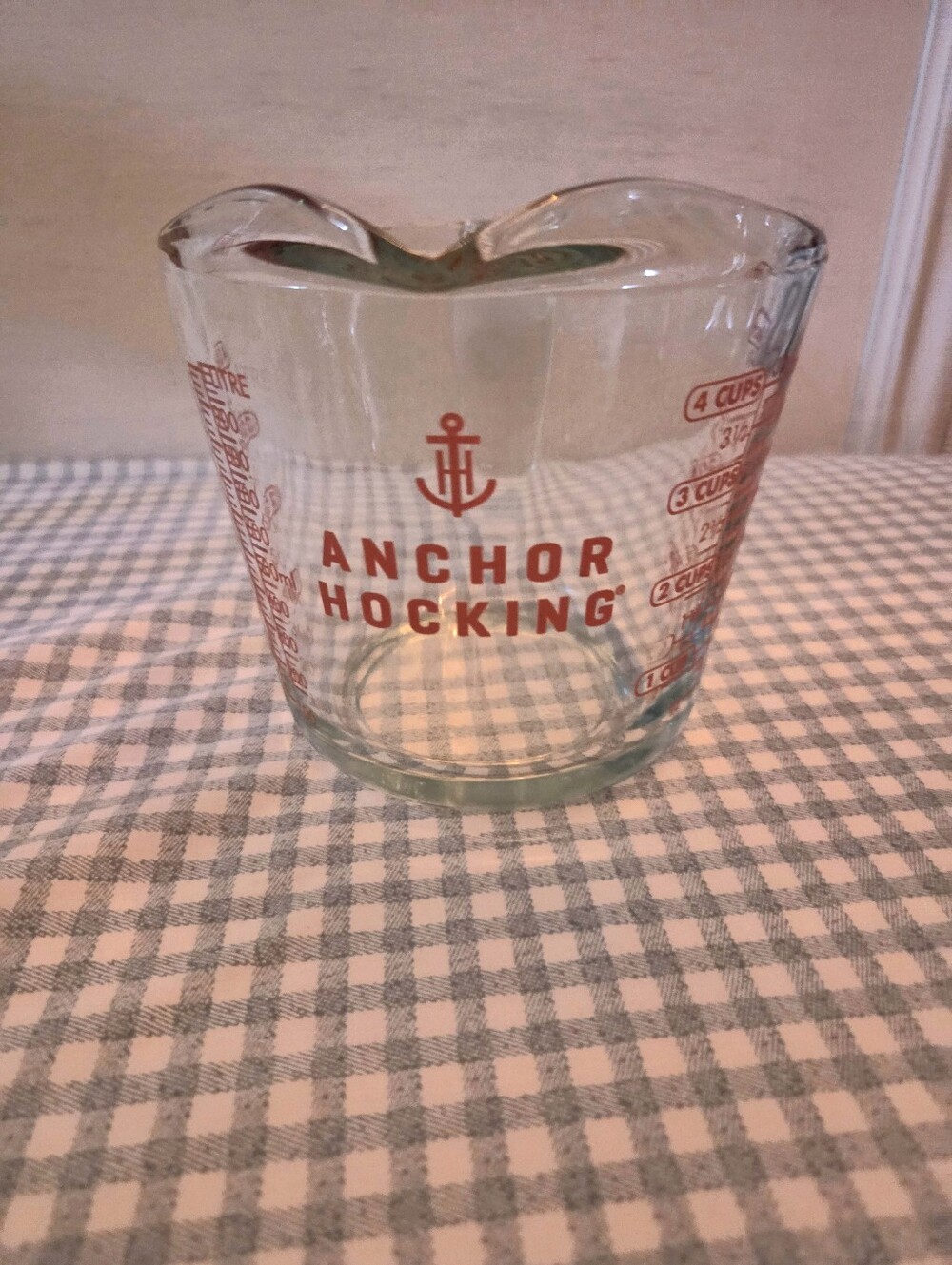 Anchor Hocking Clear Glass Measuring Pitcher 32 Ounces/ 4cup